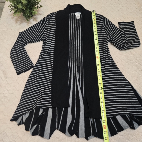 Soft Surroundings Black and Gray Downtown Waterfall Cardigan, Size Small - Picture 4 of 5